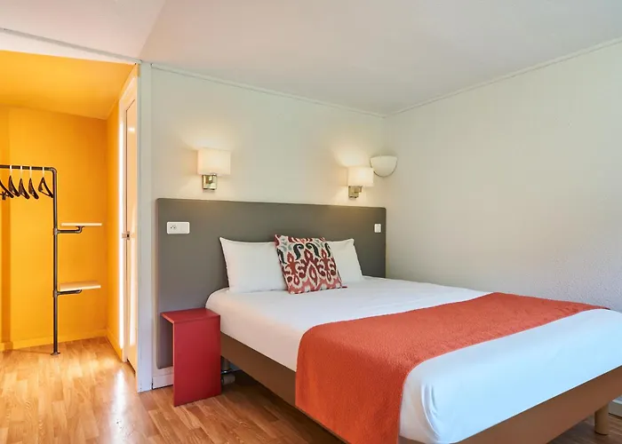 Hôtel Campanile Cherbourg - La Glacerie
